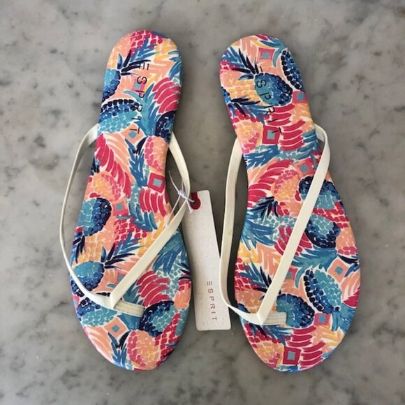 ESPRIT Flip Flops Party Pineapple Print 9 NWT - Picture 1 of 13